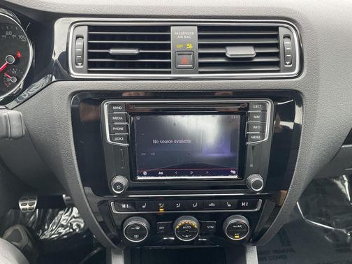 2017 Volkswagen Jetta GLI