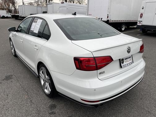 2017 Volkswagen Jetta GLI