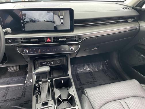 2025 Kia K5 EX