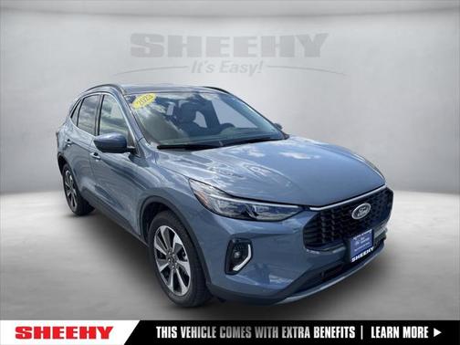 2023 Ford Escape Platinum