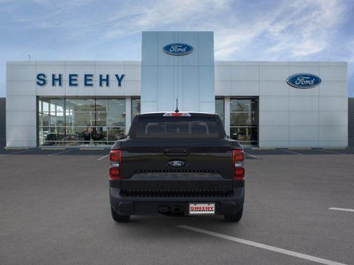Shadow Black 2025 Ford Maverick Lariat