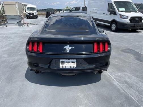 2016 Ford Mustang V6