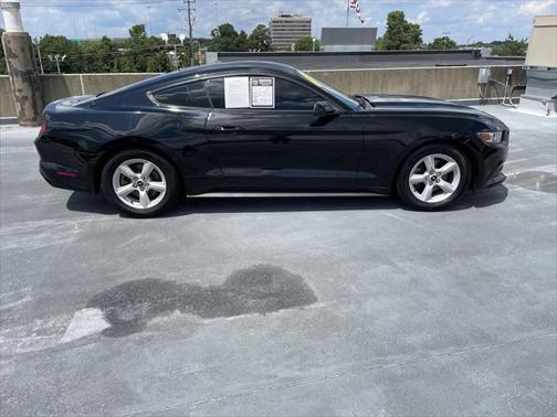 2016 Ford Mustang V6