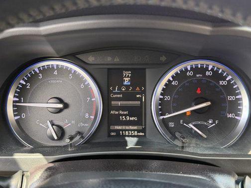 Midnight Black Metallic 2016 Toyota Highlander XLE