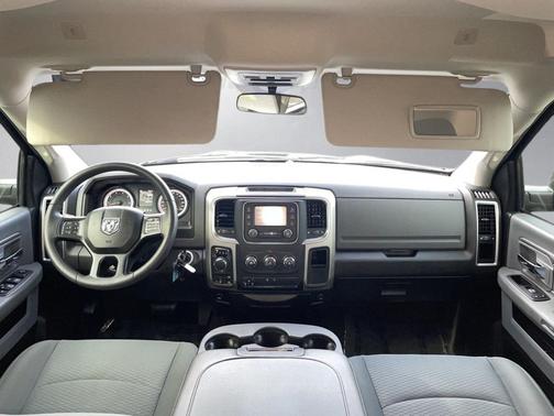 2020 RAM 1500 Classic SLT