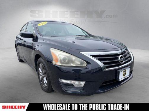 Storm 2015 Nissan Altima 2.5 S