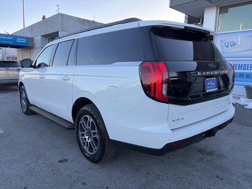 2025 Ford Expedition Max Active 4x4