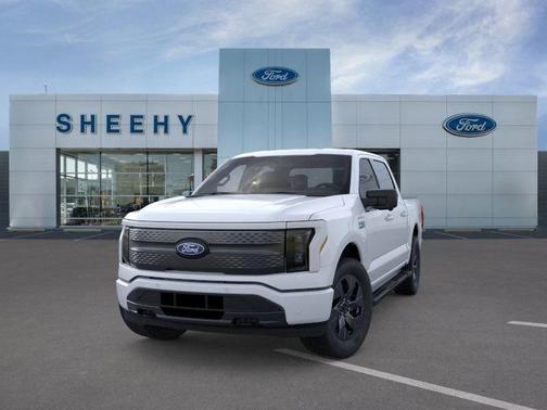 2025 Ford F-150 Lightning Flash