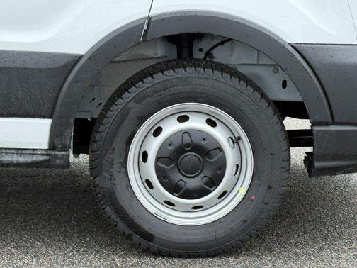 Oxford White 2026 Ford Transit-250 Base