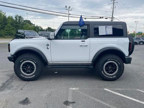 Oxford White 2021 Ford Bronco Outer Banks