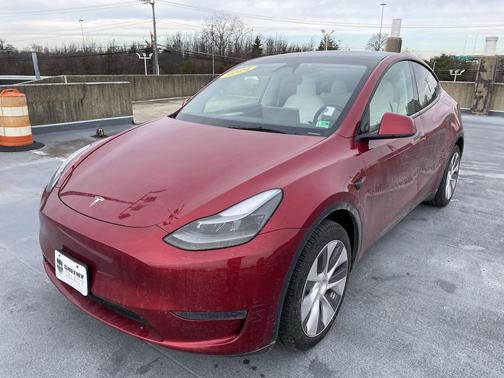 2024 Tesla Model Y Long Range Dual Motor All-Wheel Drive