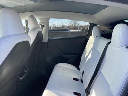 2024 Tesla Model Y Long Range Dual Motor All-Wheel Drive