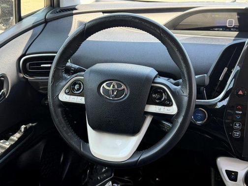 Blizzard Pearl 2017 Toyota Prius Prime Premium
