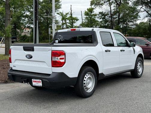 Oxford White 2026 Ford Maverick XL