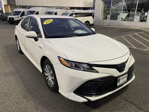 2020 Toyota Camry LE