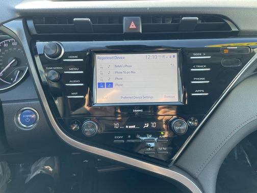 2020 Toyota Camry LE