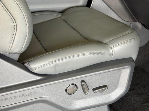 Agate Black Metallic 2026 Ford Expedition Max Active 4x4