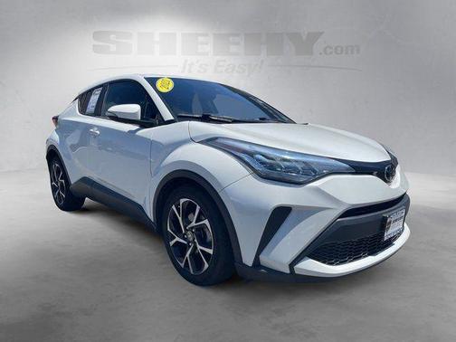 Blizzard Pearl 2021 Toyota C-HR XLE