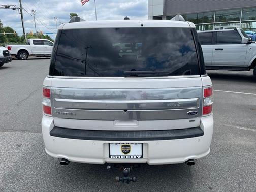 White Platinum Clearcoat Metallic 2015 Ford Flex Limited