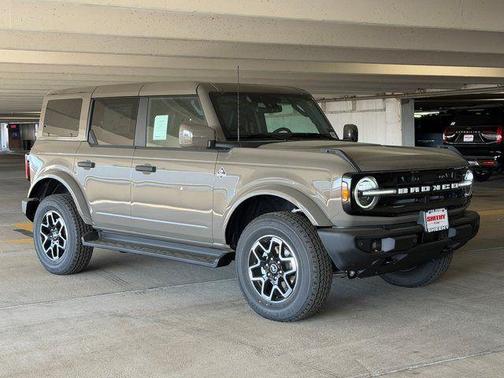 Marsh Gray 2026 Ford Bronco Outer Banks