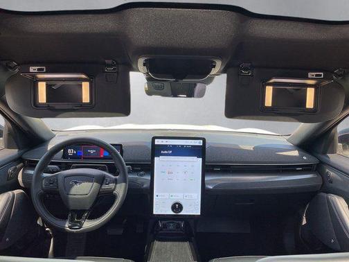 Star White Metallic Tri-Coat 2023 Ford Mustang Mach-E GT