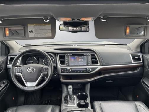 2015 Toyota Highlander Limited Platinum