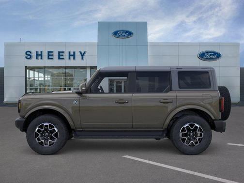 2025 Ford Bronco Outer Banks