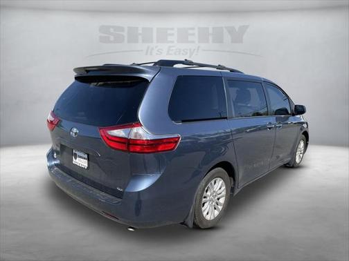 2016 Toyota Sienna XLE Premium