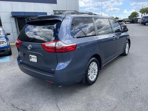 2016 Toyota Sienna XLE Premium