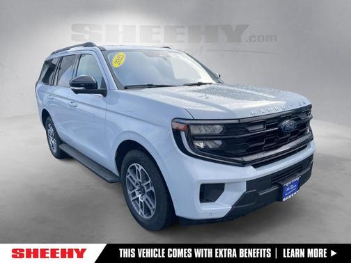 2025 Ford Expedition Active