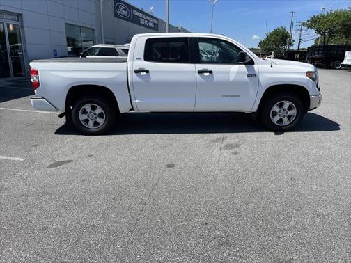 2018 Toyota Tundra SR5