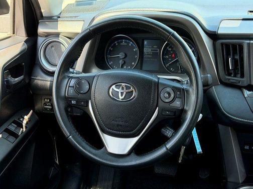 Silver Sky Metallic 2017 Toyota RAV4 XLE
