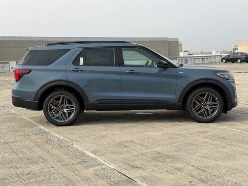 Vapor Blue Metallic 2026 Ford Explorer ST-Line