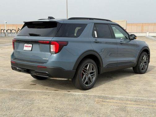 Vapor Blue Metallic 2026 Ford Explorer ST-Line