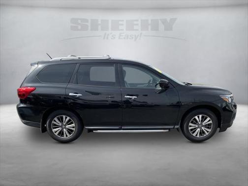 2018 Nissan Pathfinder SL