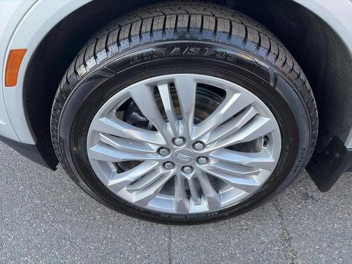 2018 Cadillac XT5 Premium Luxury