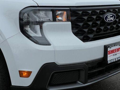 Oxford White 2026 Ford Maverick XLT