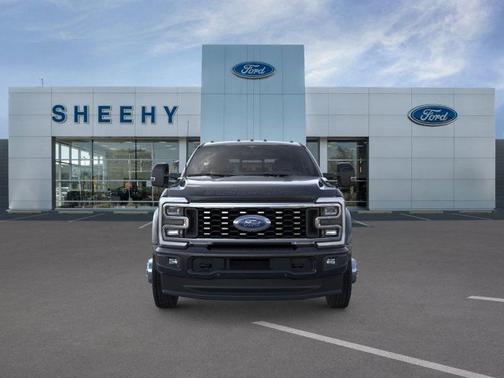 2026 Ford F-450 Platinum