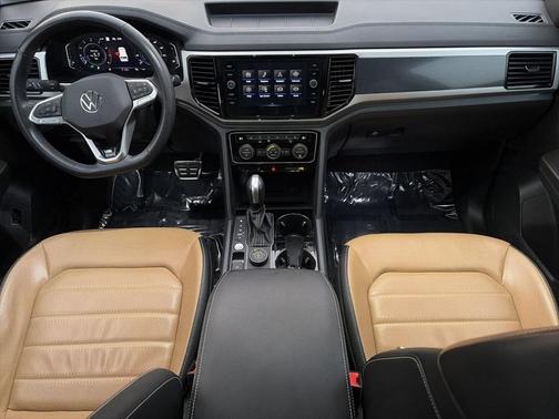 2023 Volkswagen Atlas Cross Sport 3.6L V6 SEL Premium R-Line