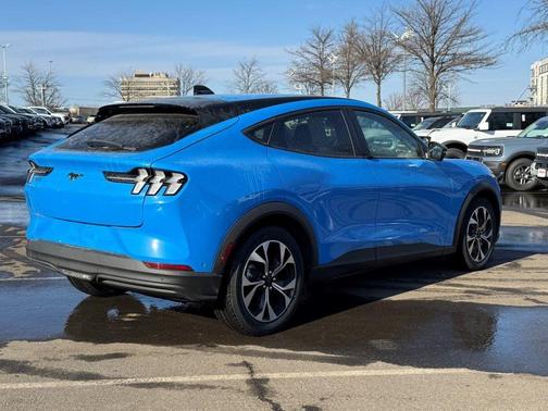 2024 Ford Mustang Mach-E Select