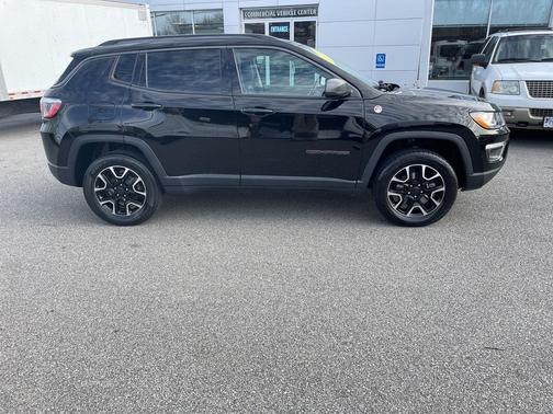 2020 Jeep Compass Trailhawk