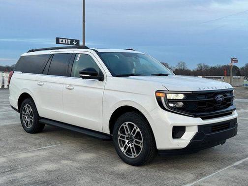 White 2026 Ford Expedition Max Active 4x4