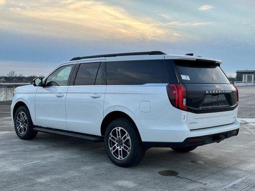 White 2026 Ford Expedition Max Active 4x4
