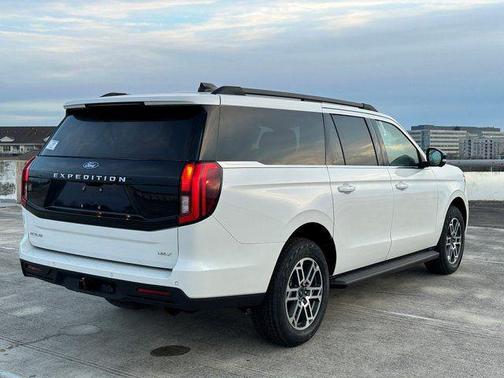 White 2026 Ford Expedition Max Active 4x4