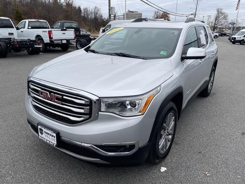 2017 GMC Acadia SLE-2