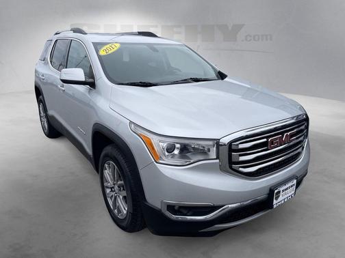 2017 GMC Acadia SLE-2