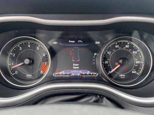 Brilliant Black Crystal Pearlcoat 2014 Jeep Cherokee Limited