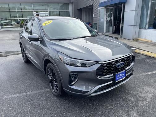 2023 Ford Escape ST-Line Elite