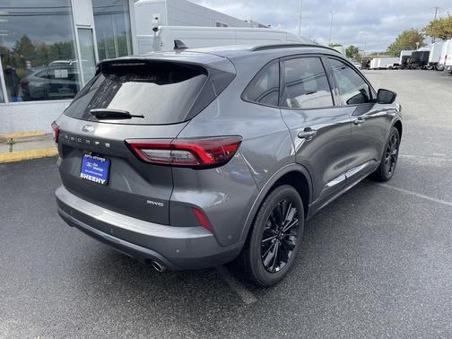 2023 Ford Escape ST-Line Elite