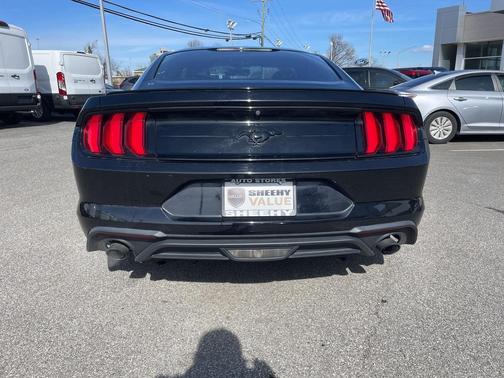 2018 Ford Mustang EcoBoost